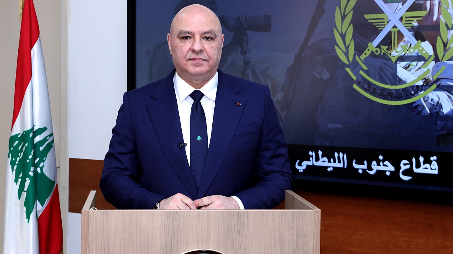 الصورة من صفحة الرئاسة اللبنانية، الرئيس اللبناني جوزاف عون يلقي خطابًا بمناسبة عيد الإستقلال، جنوب لبنان الجمعة 21 تشرين الثاني/نوفمبر 2025.