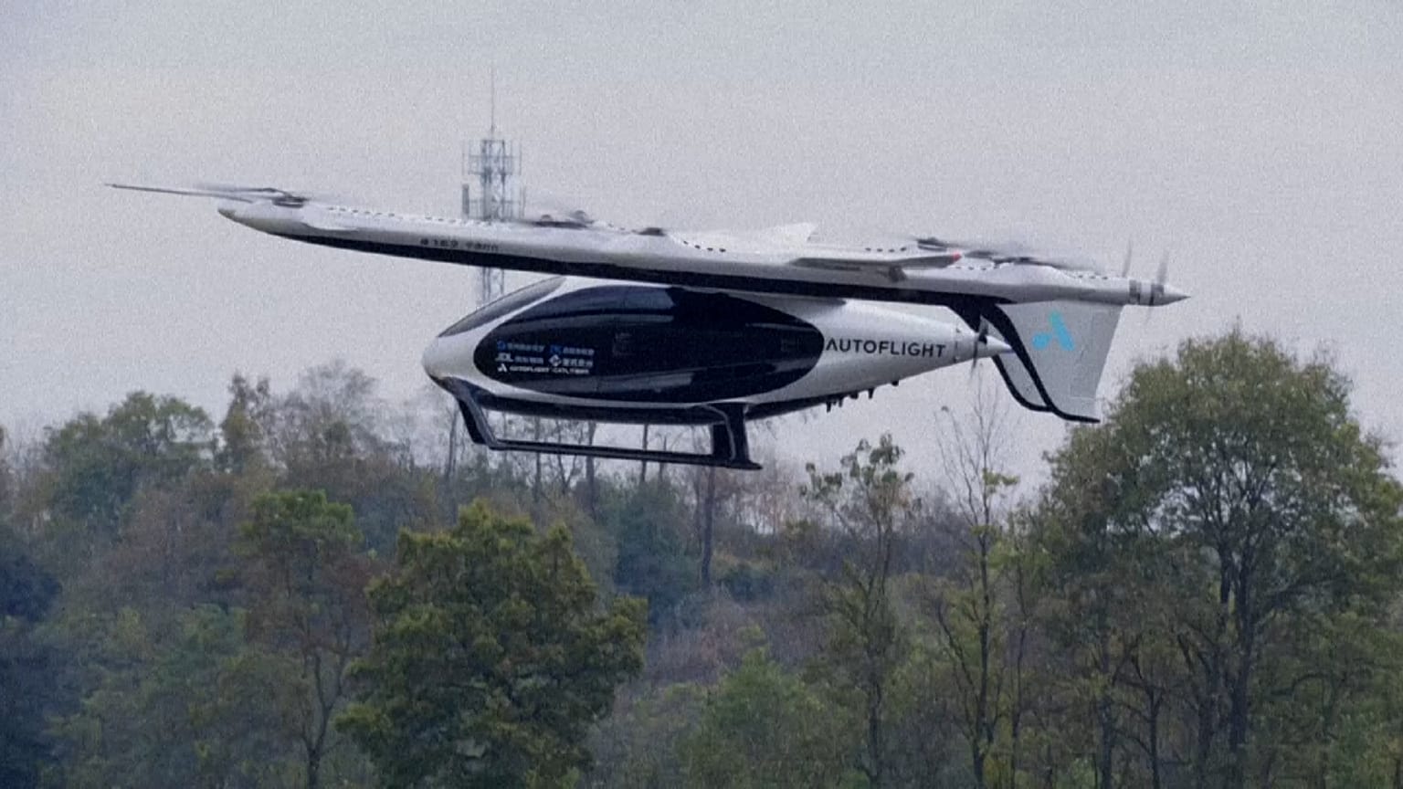 Çin’in 2 tonluk eVTOL hava aracı, şehir içi test uçuşunu tamamladı