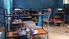 A St. Mary katolikus iskola egyik hálóterme a gyerekek elrablása után