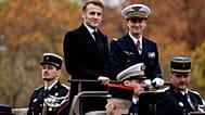 Le chef d'état-major des armées françaises, Fabien Mandon, avec le président français Emmanuel Macron à Paris, au 107ᵉ anniversaire de l'Armistice, le 11 novembre 2025.