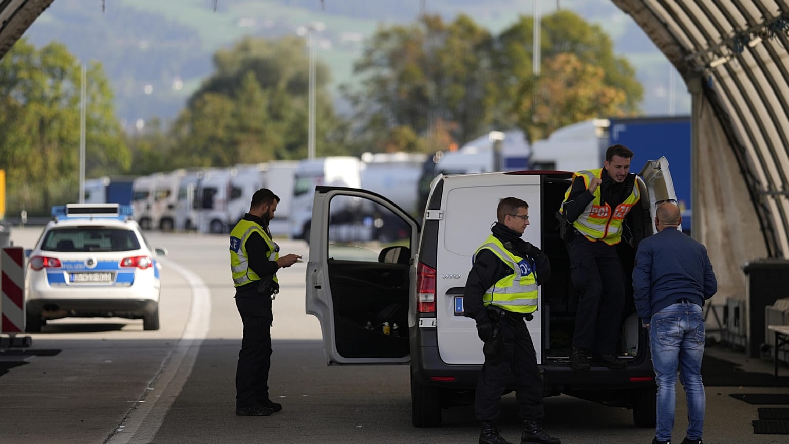 Archív fotó: német határellenőrzés az osztrák határon