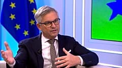Commissaire européen à la migration : « Nous devons regagner la confiance des citoyens »