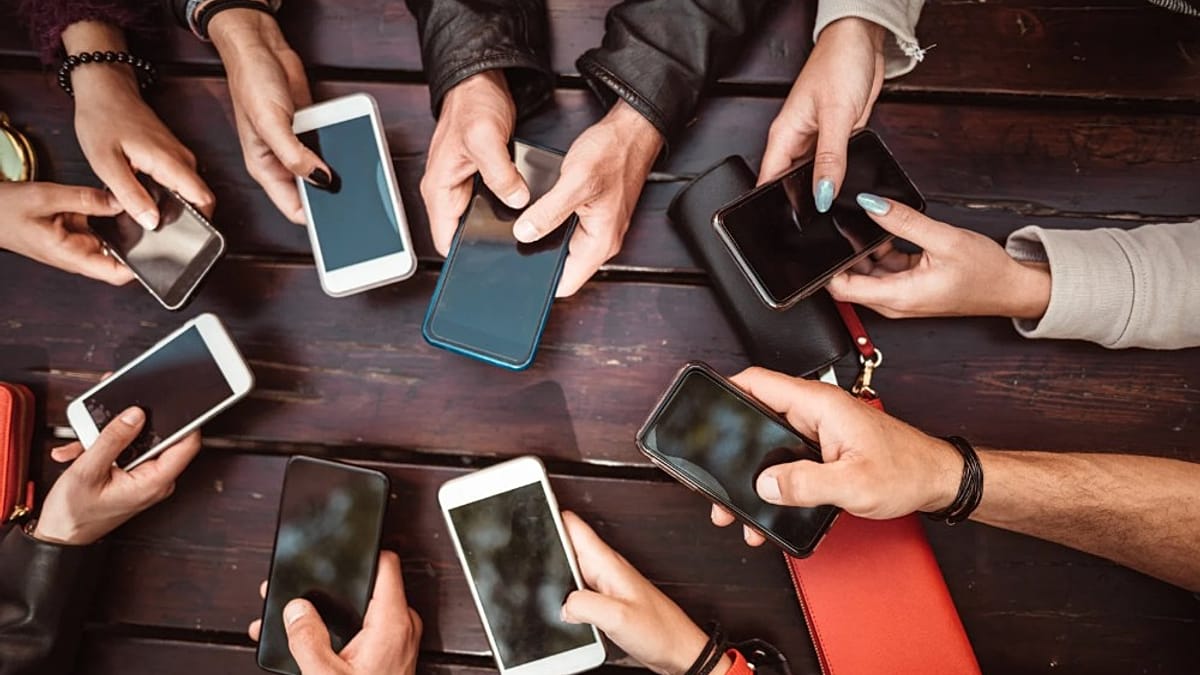 Hilft-eine-Woche-Social-Media-Pause-gegen-Depression-und-Angst-