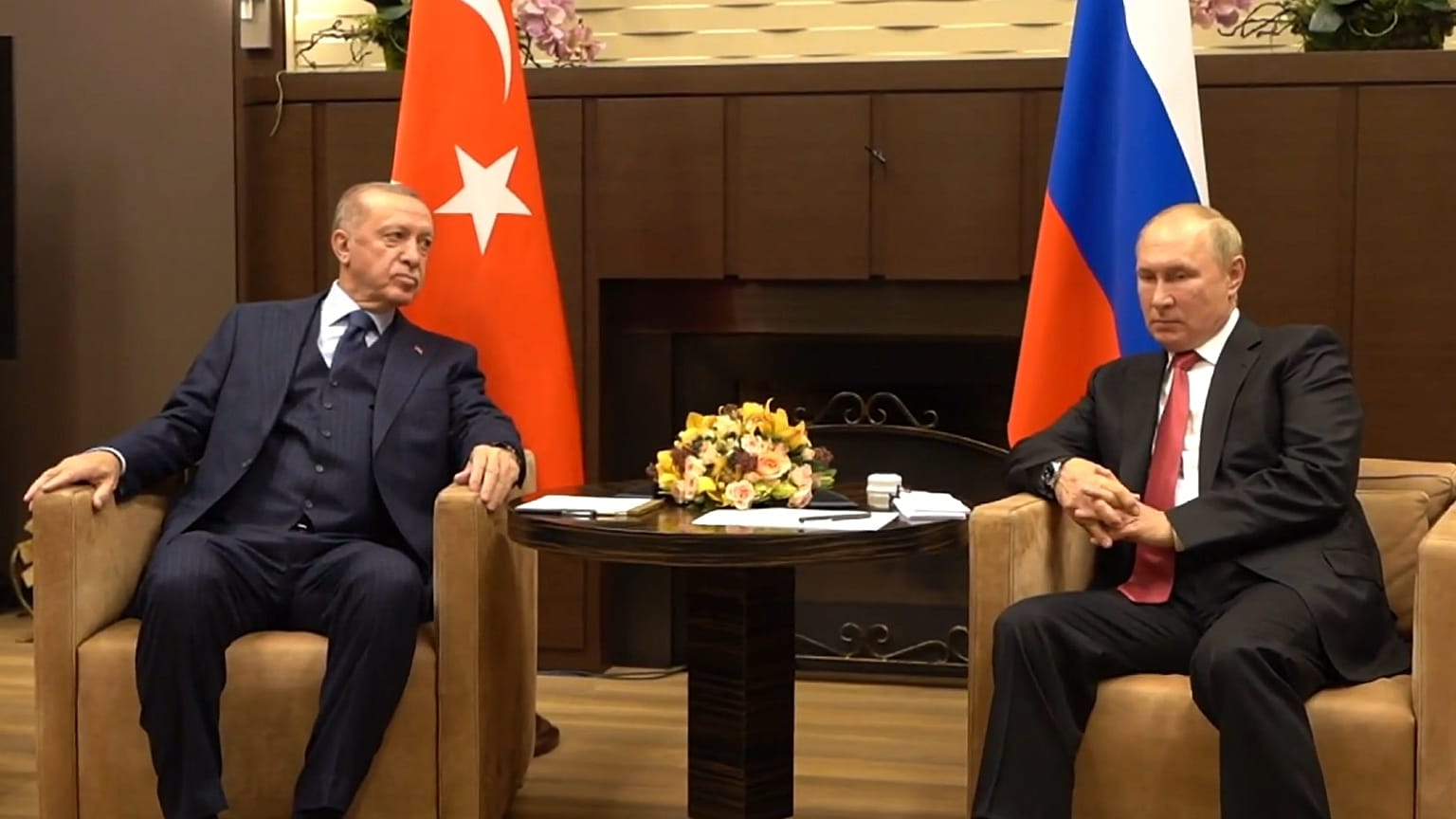 İki liderin 29 Eyl 2021 tarihli görüşmesinden bir kare