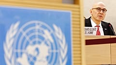  حضر المفوض السامي للأمم المتحدة لحقوق الإنسان فولكر تورك حلقة نقاش حول عقوبة الإعدام، في المقر الأوروبي للأمم المتحدة في جنيف، سويسرا، يوم الثلاثاء 28 فبراير/شباط 2023.