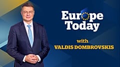Ο Βάλντις Ντομπρόβσκις, Ευρωπαίος Επίτροπος για την Οικονομία, αντιδρά στις σημερινές ειδήσεις