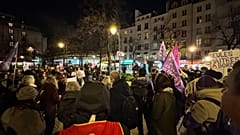 Δεκάδες διαδηλωτές συγκεντρώθηκαν για την Παγκόσμια Ημέρα για την Εξάλειψη της Βίας κατά των Γυναικών