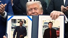 Donald Trump'ın en sevdiği aksiyon-komedi serisini canlandırması için stüdyoya baskı yaptığı bildiriliyor
