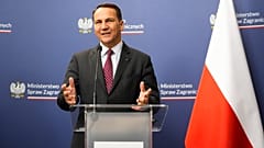 وزير الخارجية البولندي رادوسلاف سيكورسكي يتحدث خلال مؤتمر صحفي في وارسو، بولندا، الخميس 12 سبتمبر/أيلول 2024. 