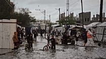 Heavy rains flood Gaza camps, worsening the humanitarian crisis