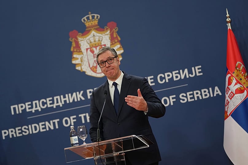 Le président serbe Aleksandar Vucic lors d'une conférence de presse le 13 mai 2025.
