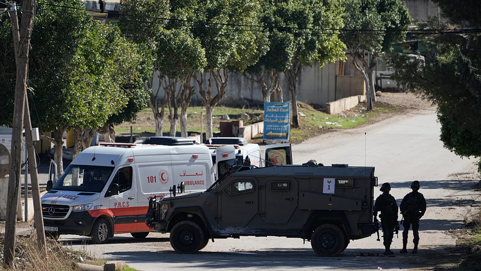 مداهمة للجيش الإسرائيلي في قرية طمون بالضفة الغربية، يوم الأربعاء 26 نوفمبر 2025