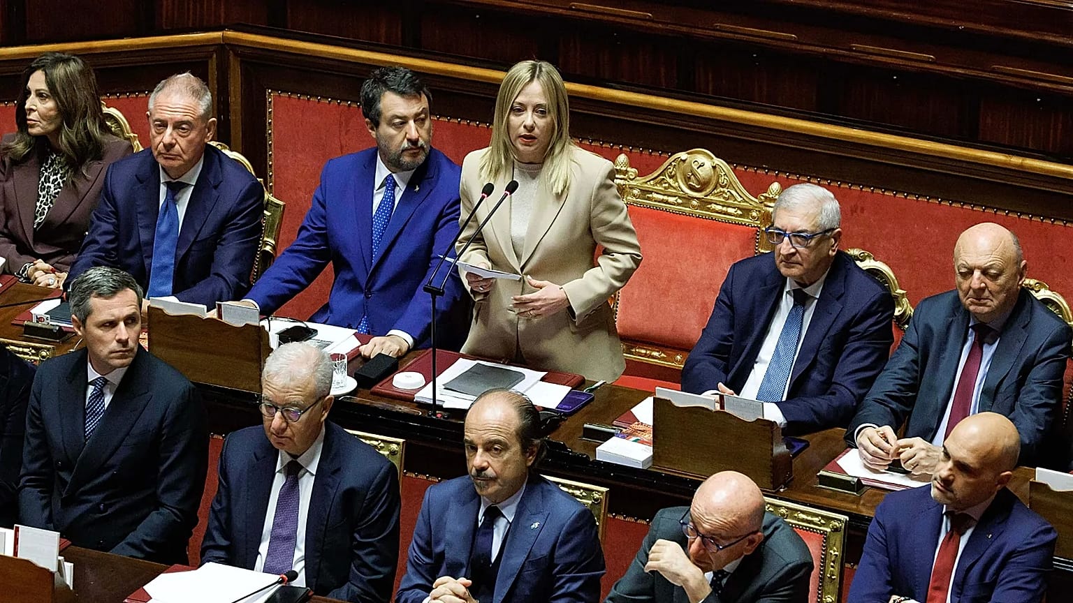 Αρχείο - Η Ιταλίδα πρωθυπουργός Τζόρτζια Μελόνι μιλά στη Γερουσία, ενόψει του επικείμενου Ευρωπαϊκού Συμβουλίου, στη Ρώμη, 21 Οκτωβρίου 2025 (Roberto Monaldo/LaPresse/AP)