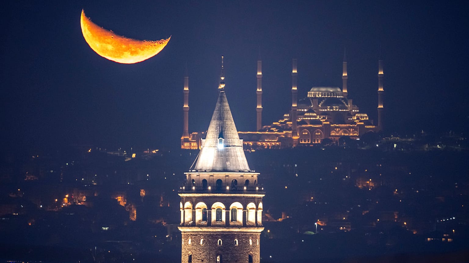 İstanbul'dan bir görünüm