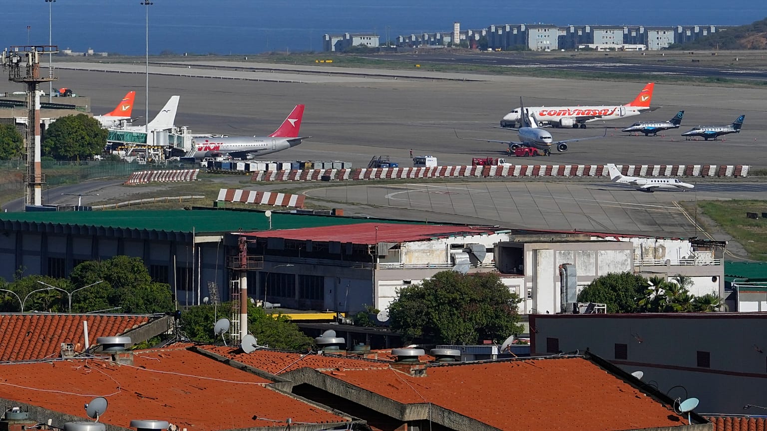 فرودگاه کاراکاس