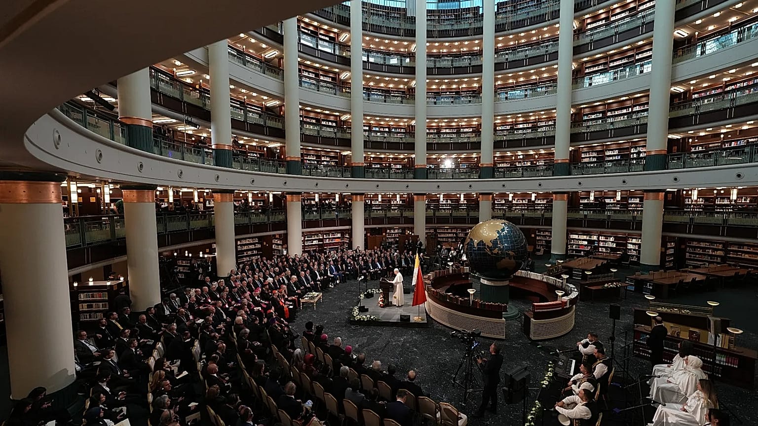 Pope Leo XIV delivers a speech in the Presidential Palace's national library in Ankara.