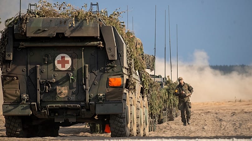 Ein gepanzertes Militärfahrzeug bei der litauisch-deutschen internationalen Militärübung Grand Quadriga 2024