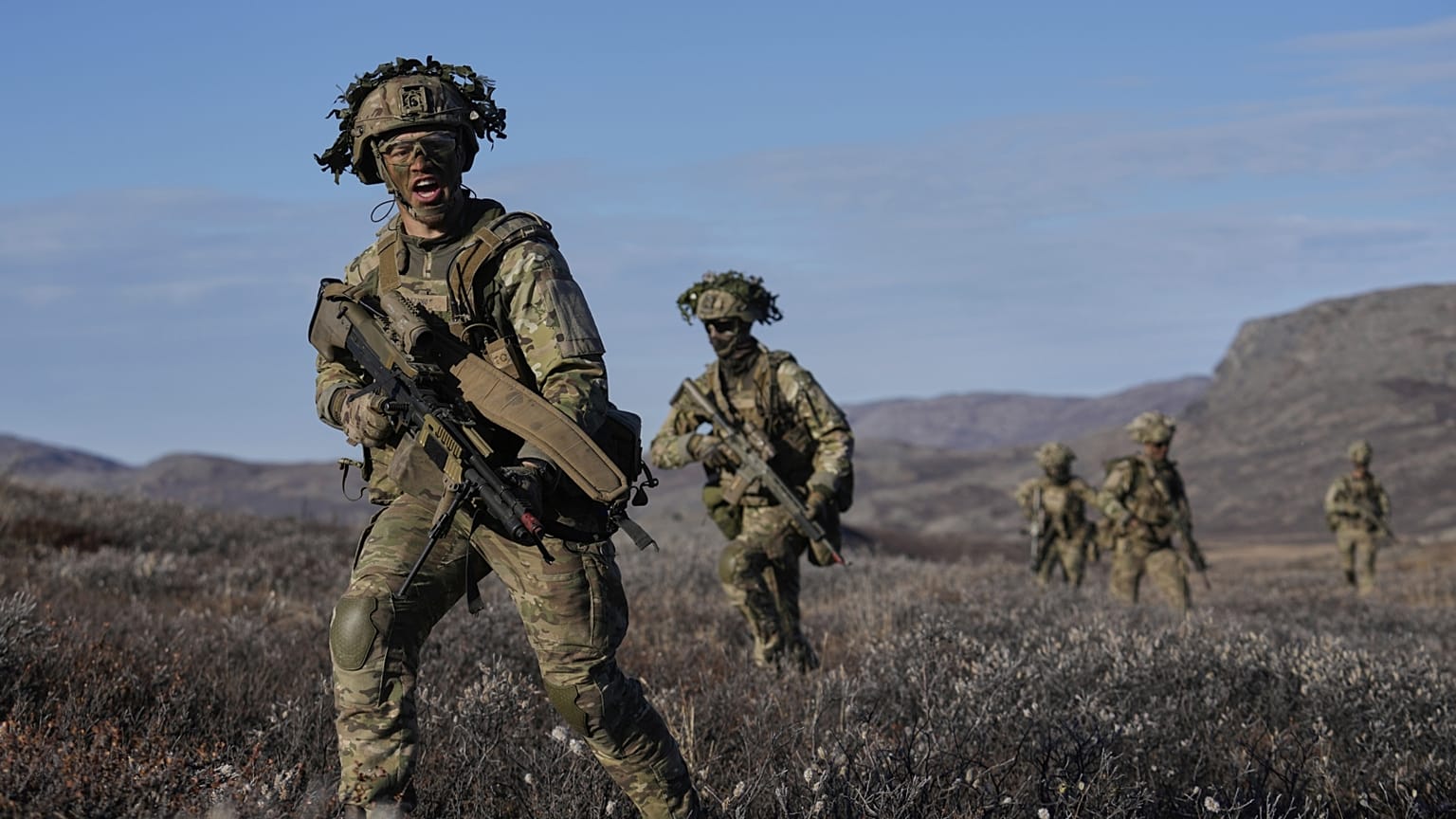 Dán katonák izlandi NATO-hadgyakorlaton