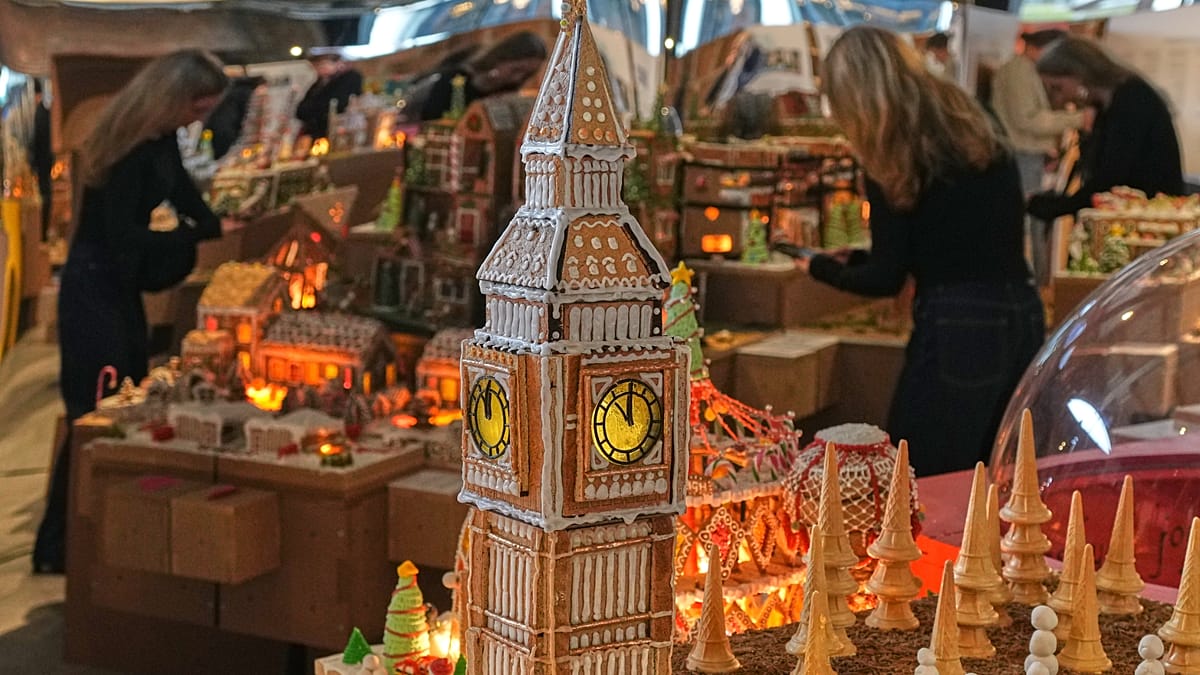 Londons-Wahrzeichen-aus-Lebkuchen-bei-Benefiz-Ausstellung