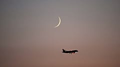 Εικόνα αρχείου- Airbus A320 σε πτήση προς Λισαβόνα