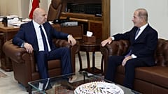 الصورة من صفحة الرئاسة اللبنانية، الرئيس جوزاف عون يستقبل السفير الأمريكي في بيروت ميشال عيسى في قصر بعبدا، الأربعاء 26 نوفمبر 2025.