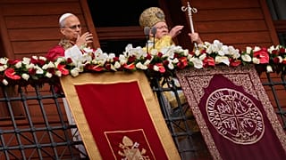 Ο Πάπας Λέων ΙΔ' και ο Οικουμενικός Πατριάρχης Βαρθολομαίος κατά την κοινή ευλογία