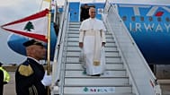 Papa Leone XIV al suo arrivo all'aeroporto di Beirut, il 20 novembre 2025