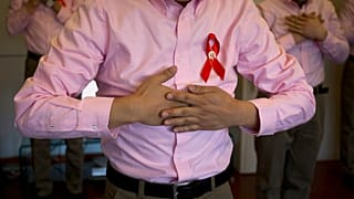 رجال متعايشون مع فيروس نقص المناعة البشرية (HIV)،