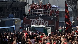 Police clash with Flamengo fans in Rio during Copa Libertadores parade