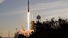 Une fusée Falcon 9 au décollage en Floride