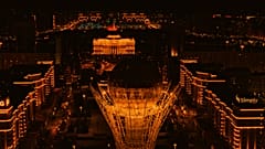 Astana'daki Baiterek Gözlem Kulesi