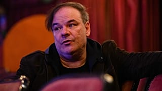 Kálloy Molnár Péter rendező A mindenség elmélete című színművének próbáján a Veszprémi Petőfi Színházban 2022. február 10-én