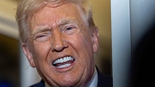 الرئيس الأمريكي دونالد ترامب، يوم الأحد، 30 نوفمبر 2025.