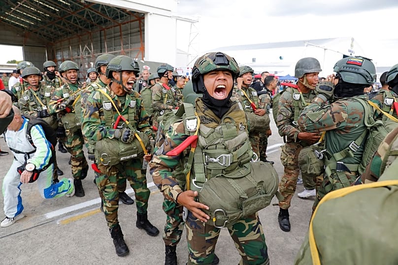 معرض الطيران الصناعي في قاعدة ليبرتادور الجوية في ماراكاي، فنزويلا، في 29 نوفمبر 2025.