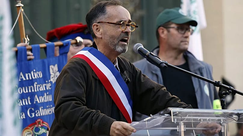 A polgármester védi a döntést