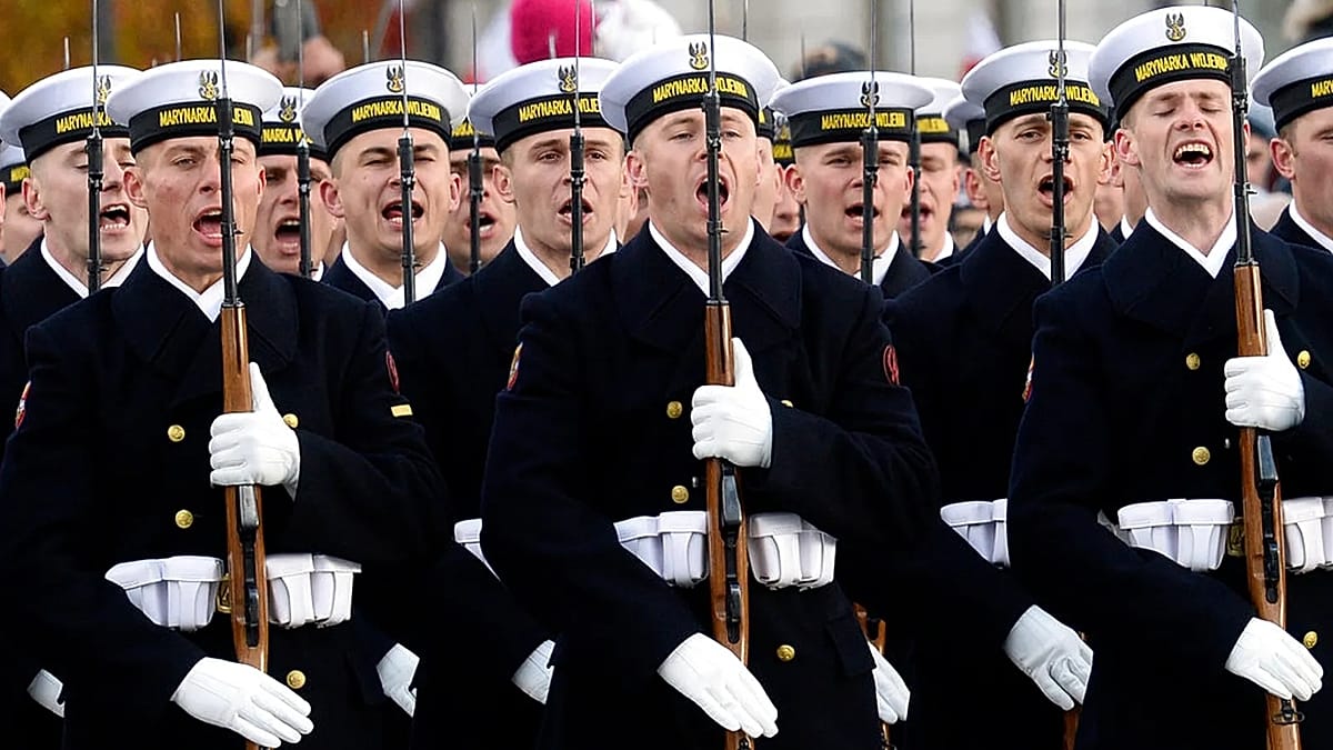 Poland invests €2.3 billion in Swedish submarines to modernise navy