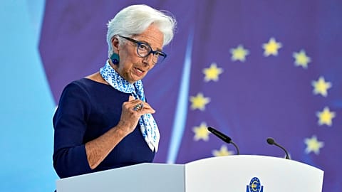 The European Central Bank has declined to provide emergency liquidity to the reparations loan.