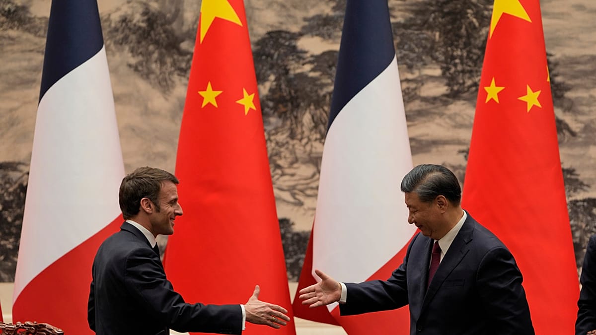 Macron à Pékin pour tenter de freiner le déficit commercial