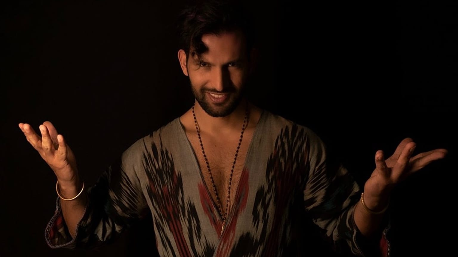 Faladdin fal bakma uygulamasının sahibi Sertaç Taşdelen.