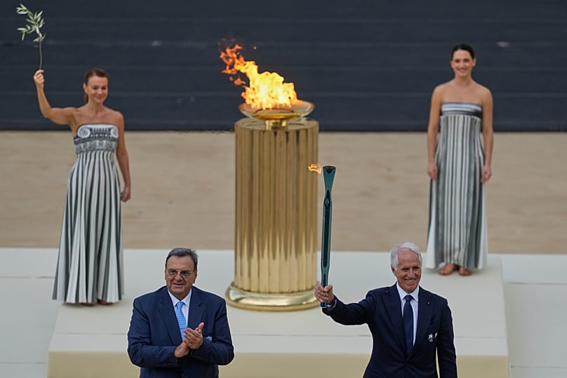 Η φλόγα πλέον σε ιταλικά χέρια