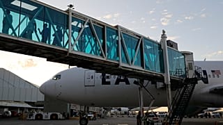 Venezuela: U.S. deportation flights continue despite airspace closure threat