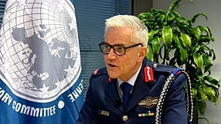 General Seán Clancy, Vorsitzender des EU-Militärausschusses sieht in der Bundeswehr ein starkes Vorbild für andere EU-Mitgliedsstaaten.