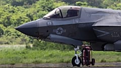 Um caça F35 dos EUA estacionado no aeroporto José Aponte de la Torre em Ceiba, Porto Rico, a 14 de setembro de 2025
