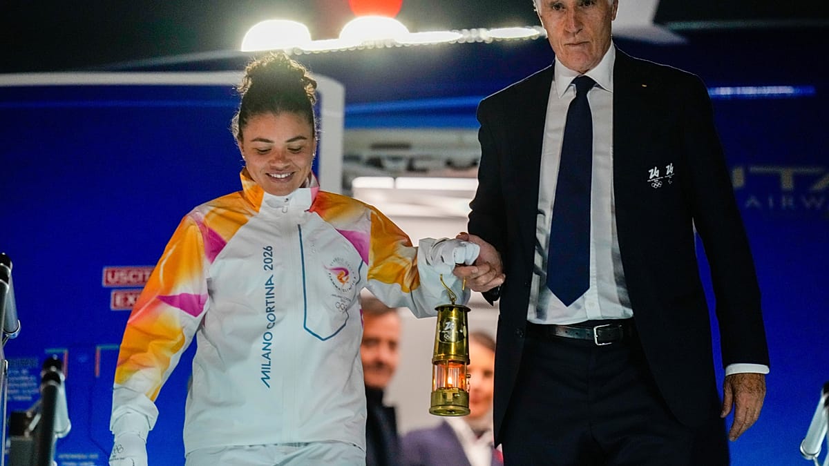 Winterspiele-Mailand-Cortina-2026-Die-Flamme-und-Olympia-sollen-Italien-f-r-Sport-begeistern