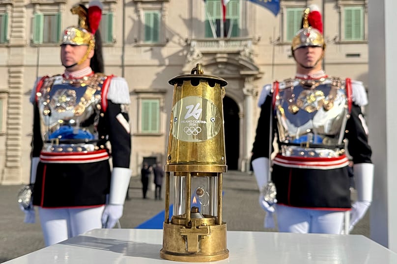 Ο πυρσός με τον οποίο άναψε η φλόγα της Ολυμπιακής Φλόγας, Quirinale, Ρώμη 5/12/2025
