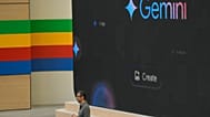 Le PDG d'Alphabet, Sundar Pichai, évoque Gemini lors d'un événement Google I/O en Californie, le 14 mai 2024.