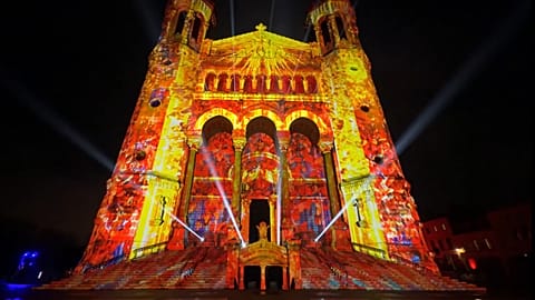 La basilique de Fourvière Illuminée lors de la Fête des lumières