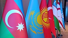 Yanlış haber ve dezenformasyon, Doğu'yu Batı kadar etkileyen küresel bir sorundur.