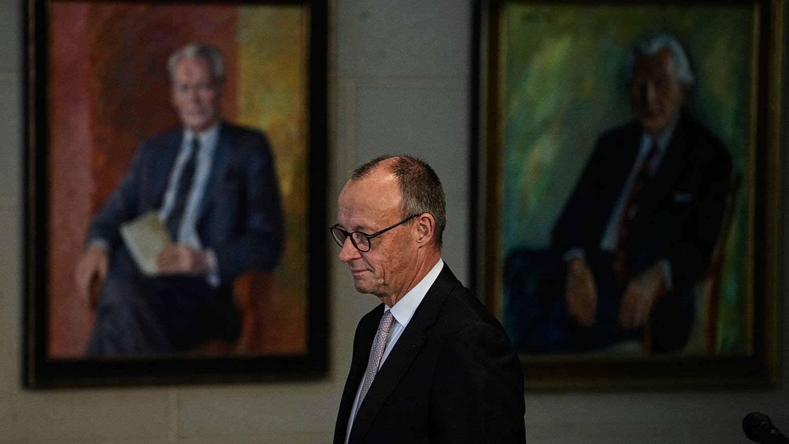 В эти выходные канцлер Мерц совершает свою инаугурационную поездку в Израиль 