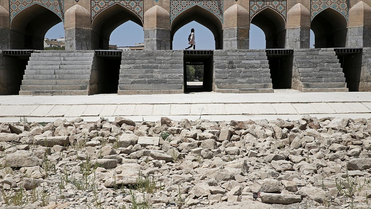 سی و سه پل اصفهان، ٰژوئیه ۲۰۱۸